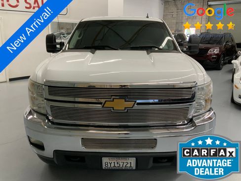 Used 2012 Chevrolet Silverado 2500 LTZ w/ LTZ Plus Package AWD/4WD image 2