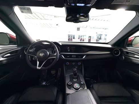 Used 2018 Alfa Romeo Stelvio Ti Sport AWD/4WD image 23