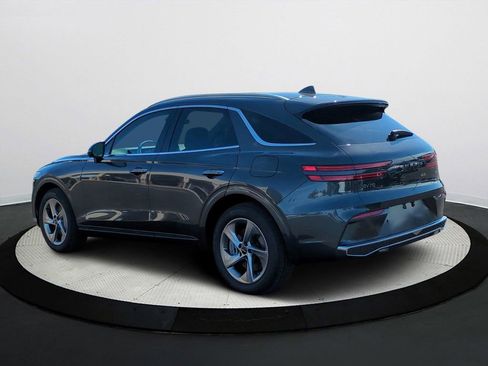New 2026 Genesis GV70 2.5T Advanced image 3