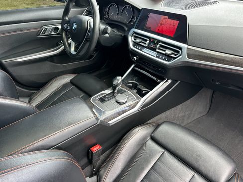 Used 2020 BMW 330i xDrive Sedan w/ Driving Assistance Package AWD/4WD image 16