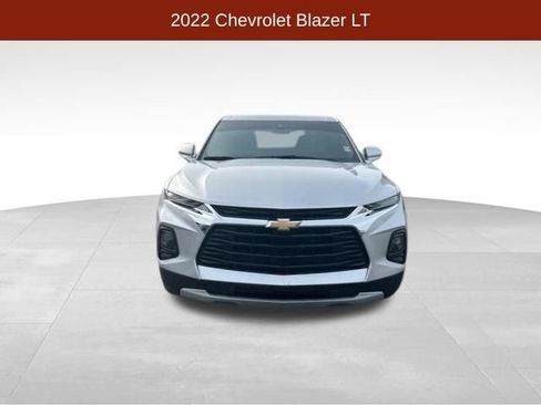 Used 2022 Chevrolet Blazer LT image 2