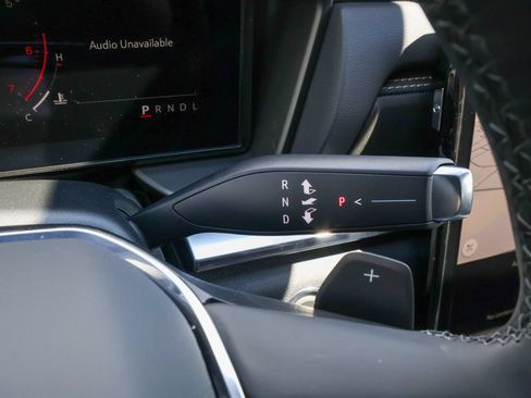 New 2027 GMC Terrain Elevation w/ Elevation Premium Package AWD/4WD image 24