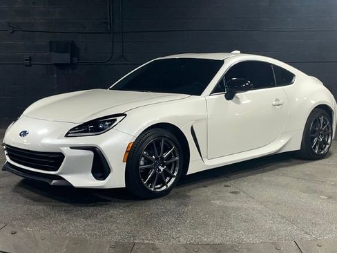 Used 2024 Subaru BRZ Limited w/ Popular Package 2 RWD image 5