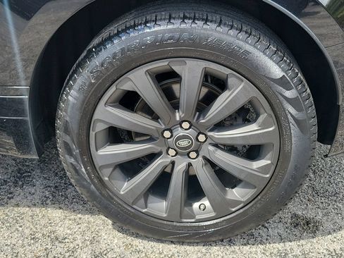 Used 2019 Land Rover Range Rover Velar R-Dynamic SE AWD/4WD image 13