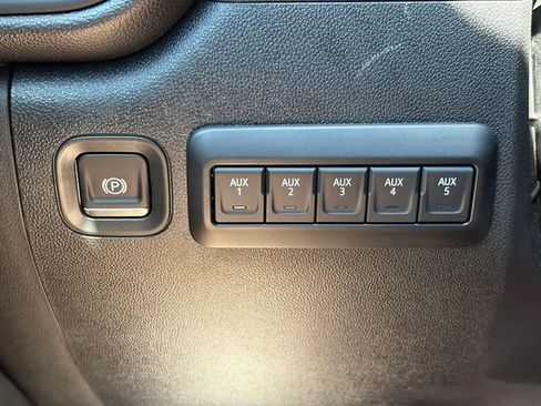 New 2026 GMC Sierra 2500 Pro w/ Convenience Package AWD/4WD image 27