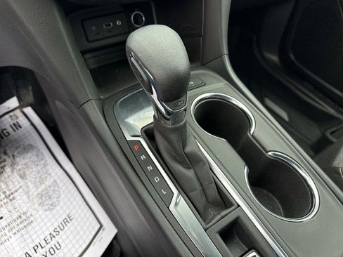 Used 2024 Chevrolet Equinox LT w/ LPO, Floor Liner Package image 20