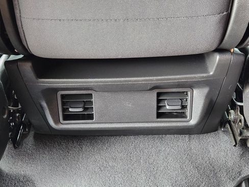 Used 2023 Chevrolet Silverado 1500 Custom AWD/4WD image 30