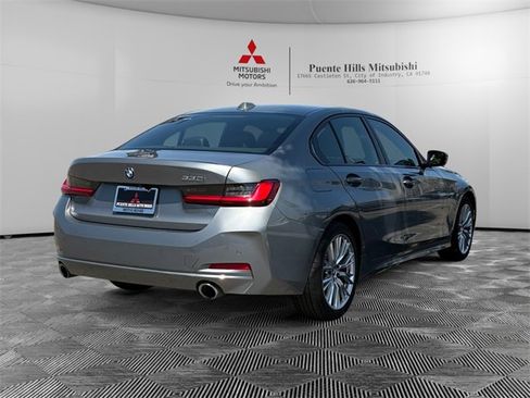 Used 2023 BMW 330i Sedan image 4