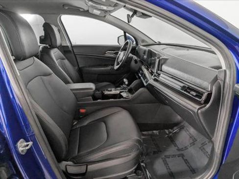 Used 2023 Kia Sportage EX FWD image 19