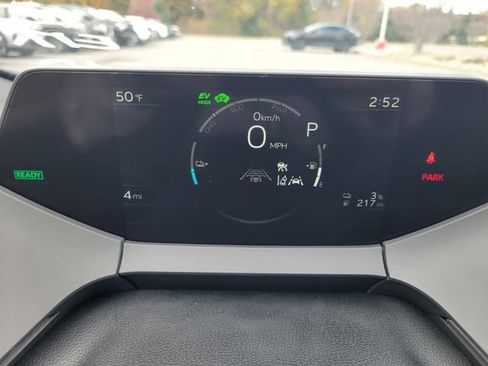 New 2026 Toyota Prius Plug-In Hybrid FWD image 21