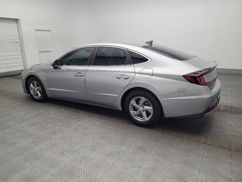 Used 2021 Hyundai Sonata SE FWD image 3