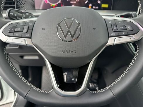 New 2026 Volkswagen Tiguan SE AWD/4WD image 31