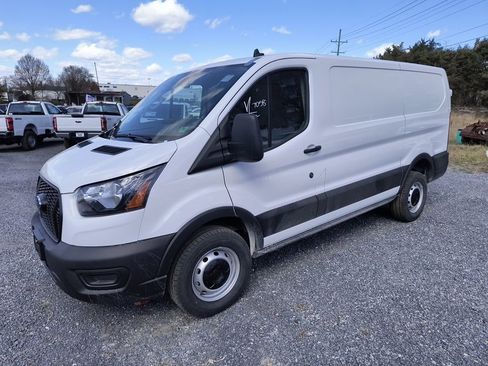 New 2025 Ford Transit 250 Low Roof RWD image 3