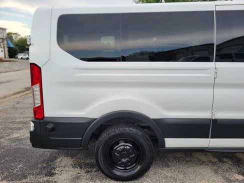 Used 2018 Ford Transit 350 XL RWD image 21