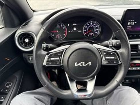 Used 2024 Kia Forte GT-Line image 7