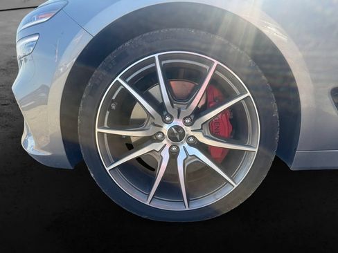 Used 2025 Genesis G70 2.5T AWD/4WD image 12