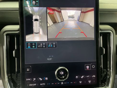 New 2026 GMC Yukon XL Denali image 21