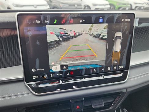 New 2026 Volkswagen Tiguan SE image 14