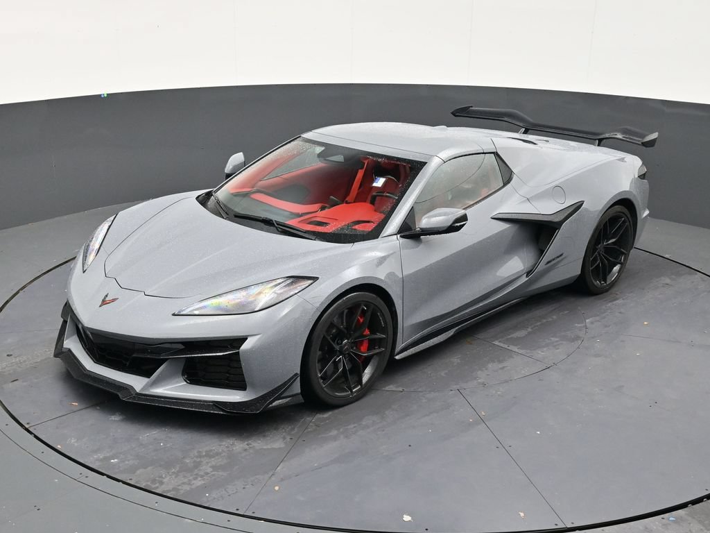 Used 2025 Chevrolet Corvette Z06 w/ Z07 Performance Package RWD image 11