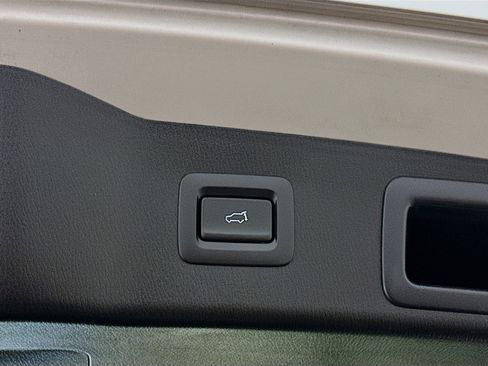 Used 2025 MAZDA CX-5 AWD 2.5 S w/ Preferred Package image 32