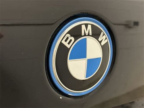 Used 2022 BMW X5 xDrive45e w/ Parking Assistance Package image 28