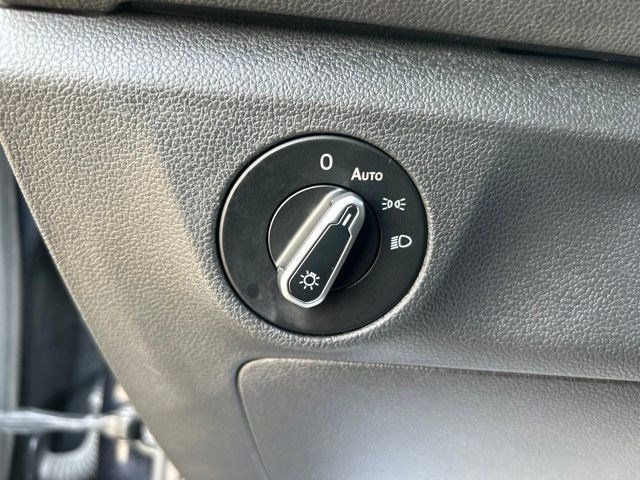 Used 2025 Volkswagen Jetta Sport FWD image 19