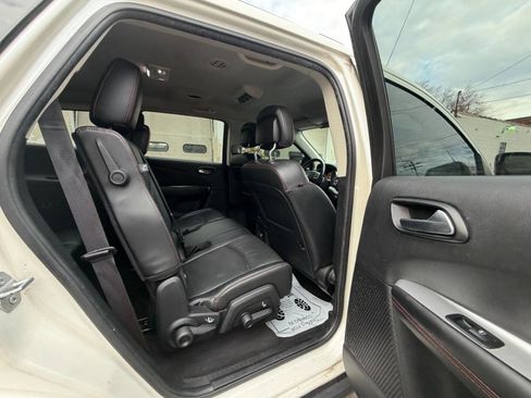 Used 2018 Dodge Journey GT w/ Driver Convenience Group AWD/4WD image 24