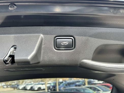 Certified 2025 Kia Seltos EX w/ EX Sunroof Package AWD/4WD image 16