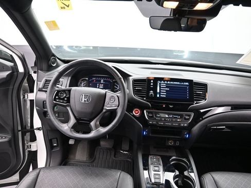 Used 2023 Honda Passport Elite image 19