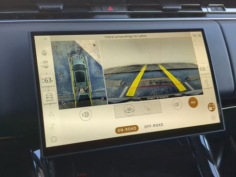 Used 2025 Land Rover Range Rover Sport SE image 30