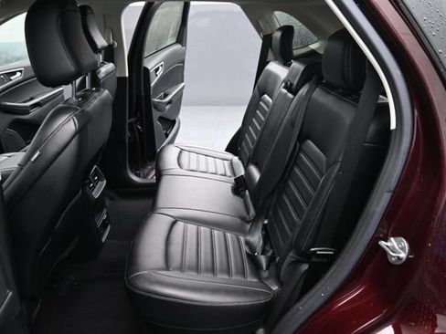 Used 2023 Ford Edge SEL w/ Convenience Package AWD/4WD image 12