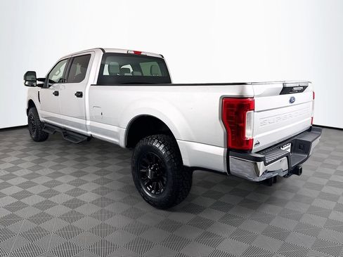 Used 2017 Ford F250 XLT w/ FX4 Off-Road Package AWD/4WD image 5