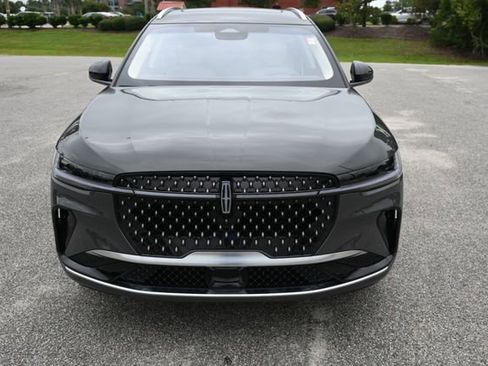 Used 2024 Lincoln Nautilus Black Label image 8