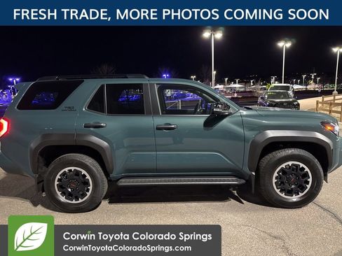 Used 2025 Toyota 4Runner TRD Off-Road Premium image 5