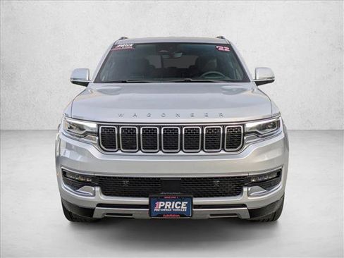 Used 2022 Jeep Wagoneer Series III w/ Flexible Seating Group image 2