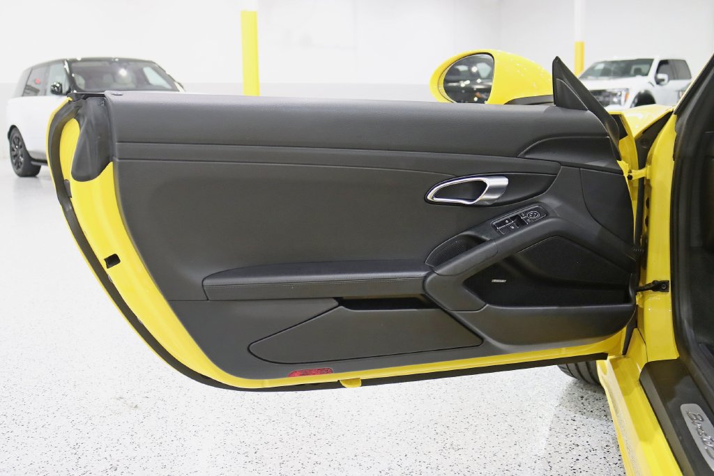 Used 2019 Porsche 718 Boxster S RWD image 29