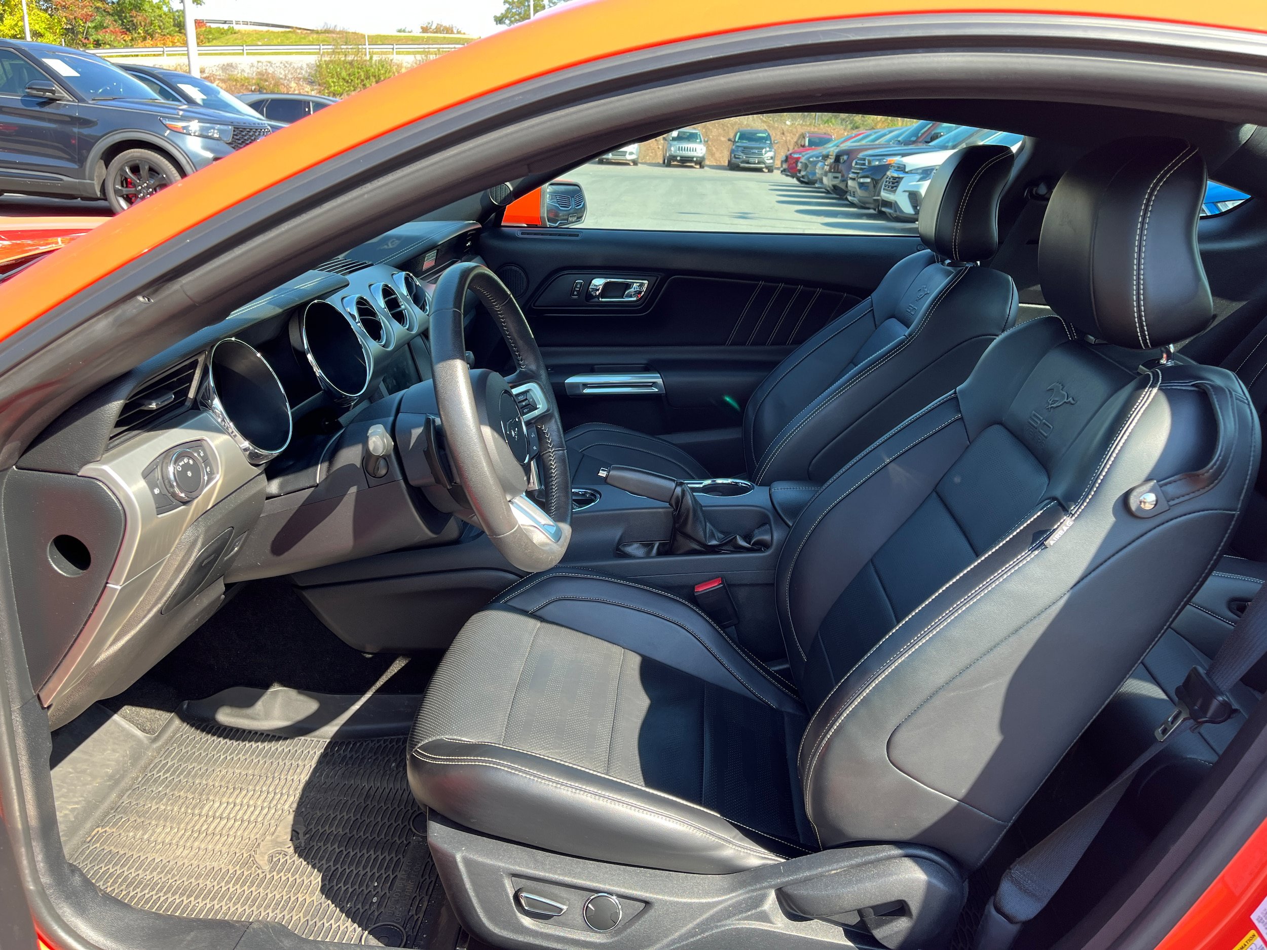 Used 2015 Ford Mustang GT Premium w/ Equipment Group 401A RWD image 10