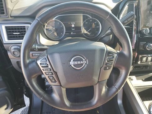 Used 2023 Nissan Titan Platinum Reserve w/ Moonroof Package image 23