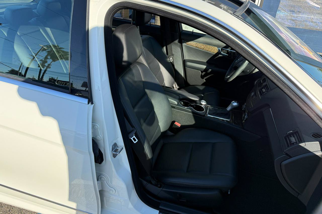 Used 2009 Mercedes-Benz C 350 Sport image 20