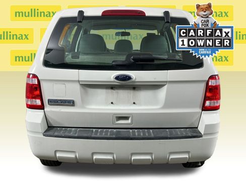 Used 2011 Ford Escape XLS w/ 101A Rapid Spec Order Code image 9