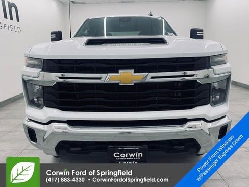 Used 2024 Chevrolet Silverado 2500 LT image 6
