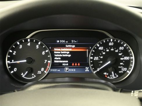 Used 2023 Nissan Frontier SV w/ Technology Package image 9