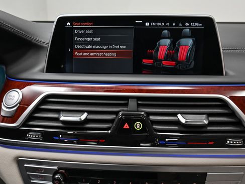 Used 2022 BMW ALPINA B7 xDrive w/ Luxury Rear Seating Package image 48