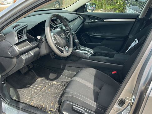 Used 2019 Honda Civic LX image 5