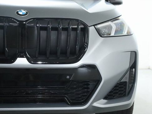 Used 2023 BMW X1 xDrive28i w/ Premium Package AWD/4WD image 8
