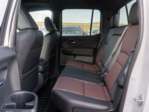 New 2026 Honda Ridgeline Black Edition image 13