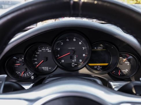 Used 2014 Porsche 911 Carrera image 14