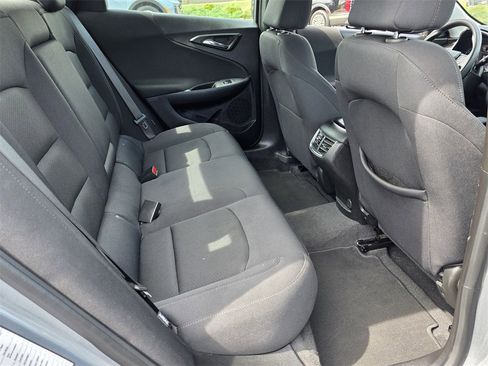 Used 2024 Chevrolet Malibu LT image 25