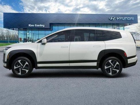 New 2026 Hyundai Ioniq 9 S image 3