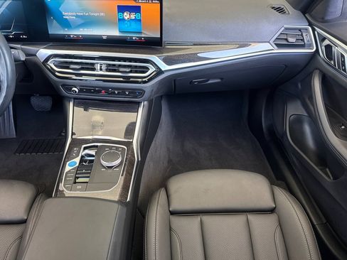 Used 2023 BMW i4 eDrive35 RWD image 18